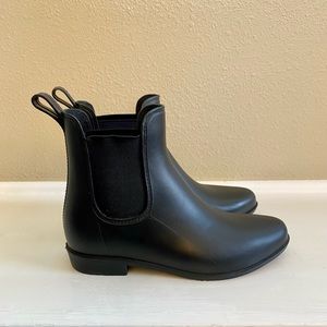 A New Day Chelsea Boots Women’s Size 7